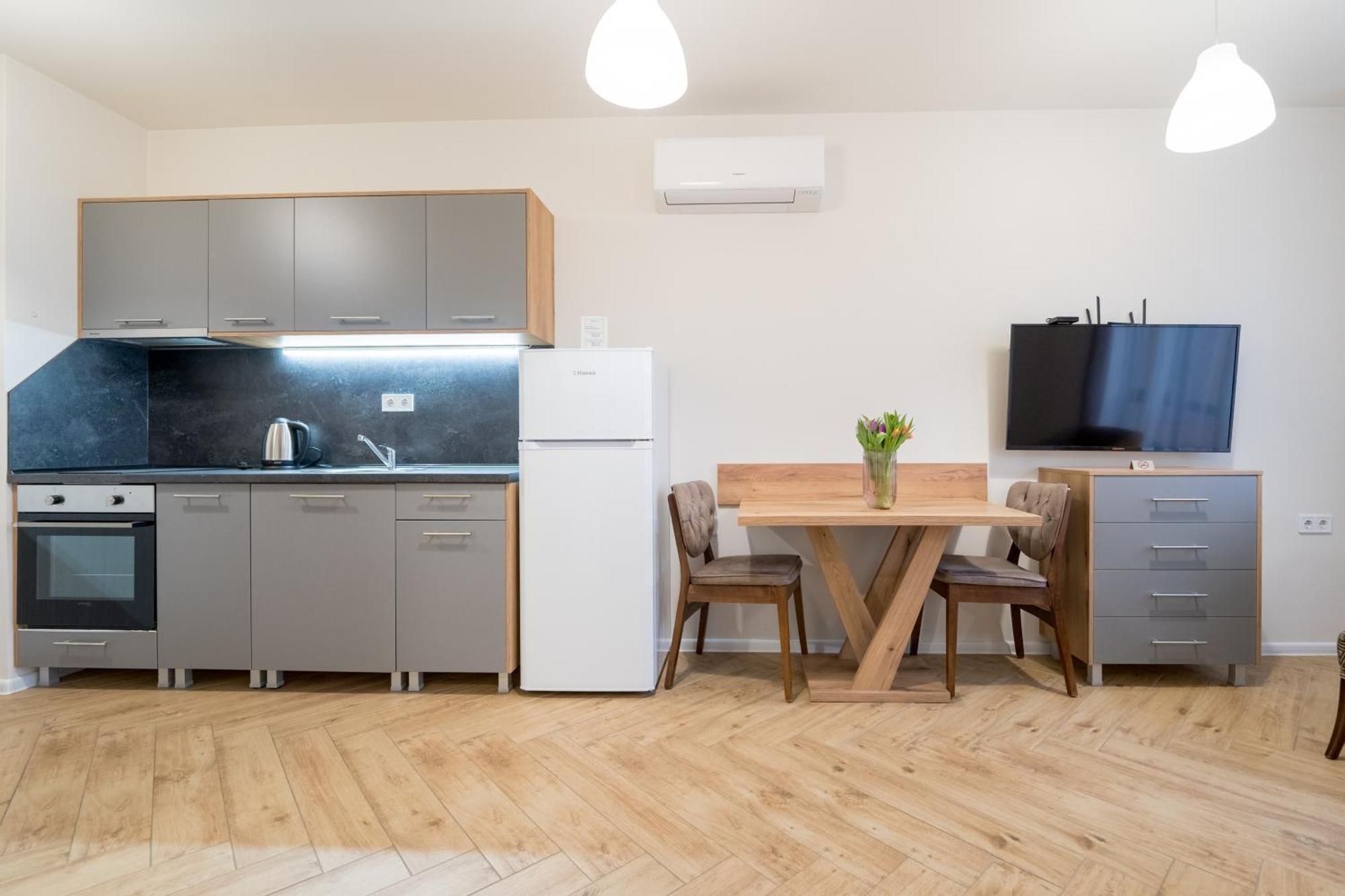 Wow Studios For Rent - Bul Montevideo 25A - B Sofia Eksteriør bilde