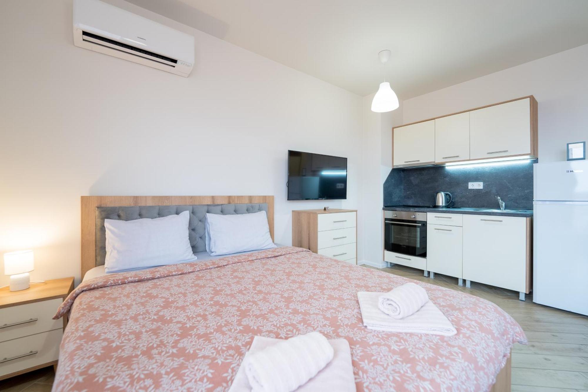 Wow Studios For Rent - Bul Montevideo 25A - B Sofia Eksteriør bilde