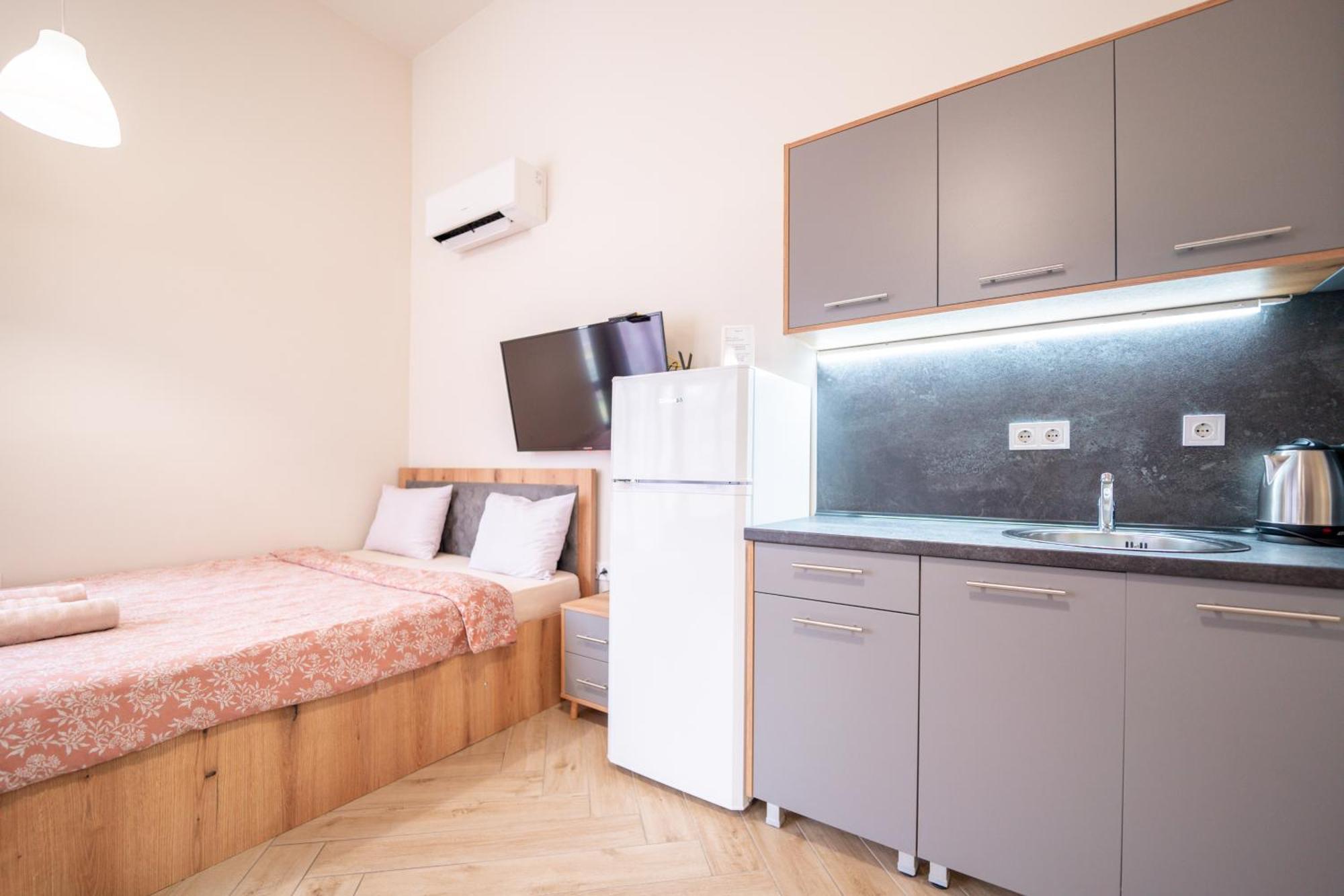 Wow Studios For Rent - Bul Montevideo 25A - B Sofia Eksteriør bilde