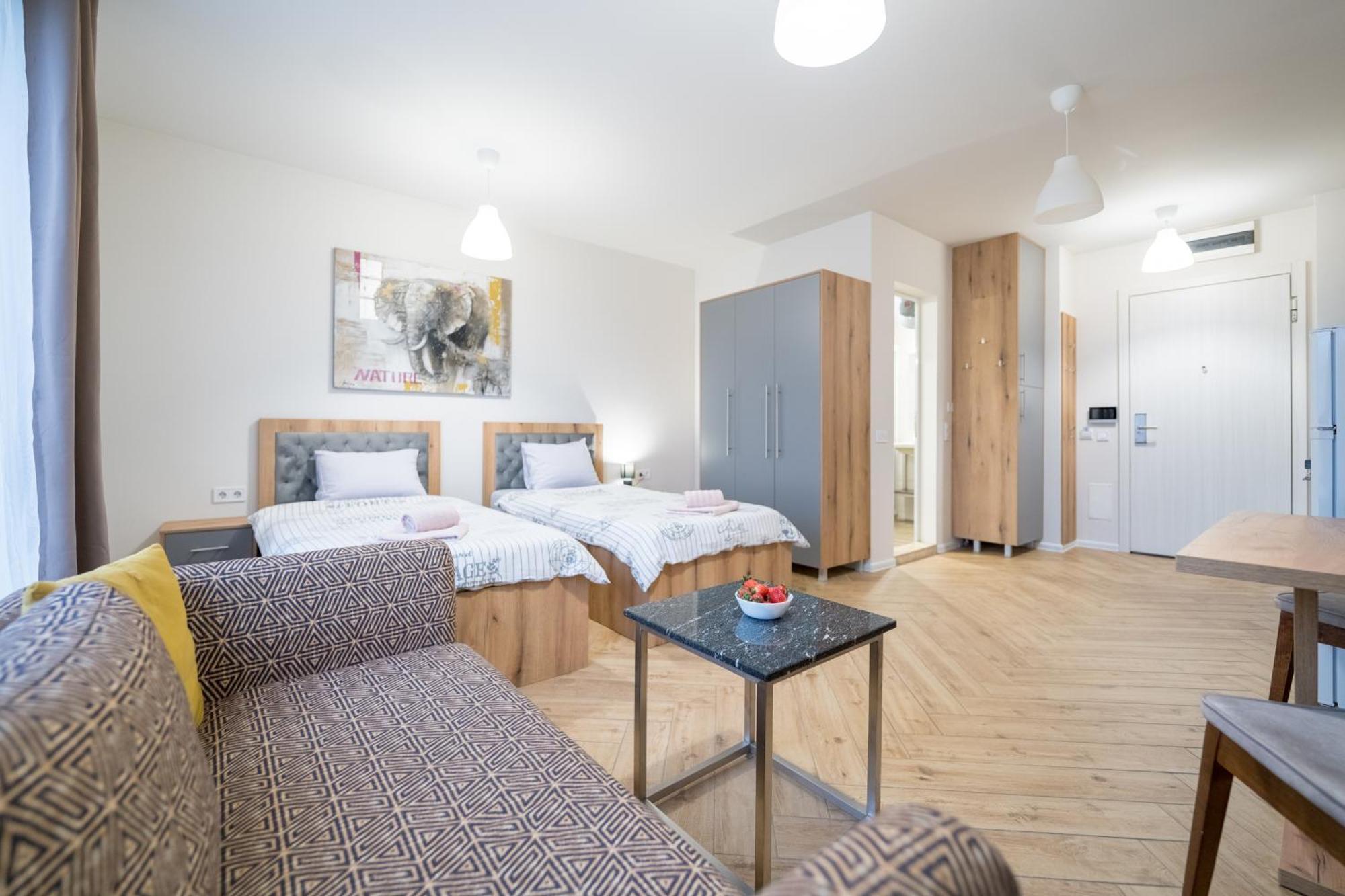 Wow Studios For Rent - Bul Montevideo 25A - B Sofia Eksteriør bilde