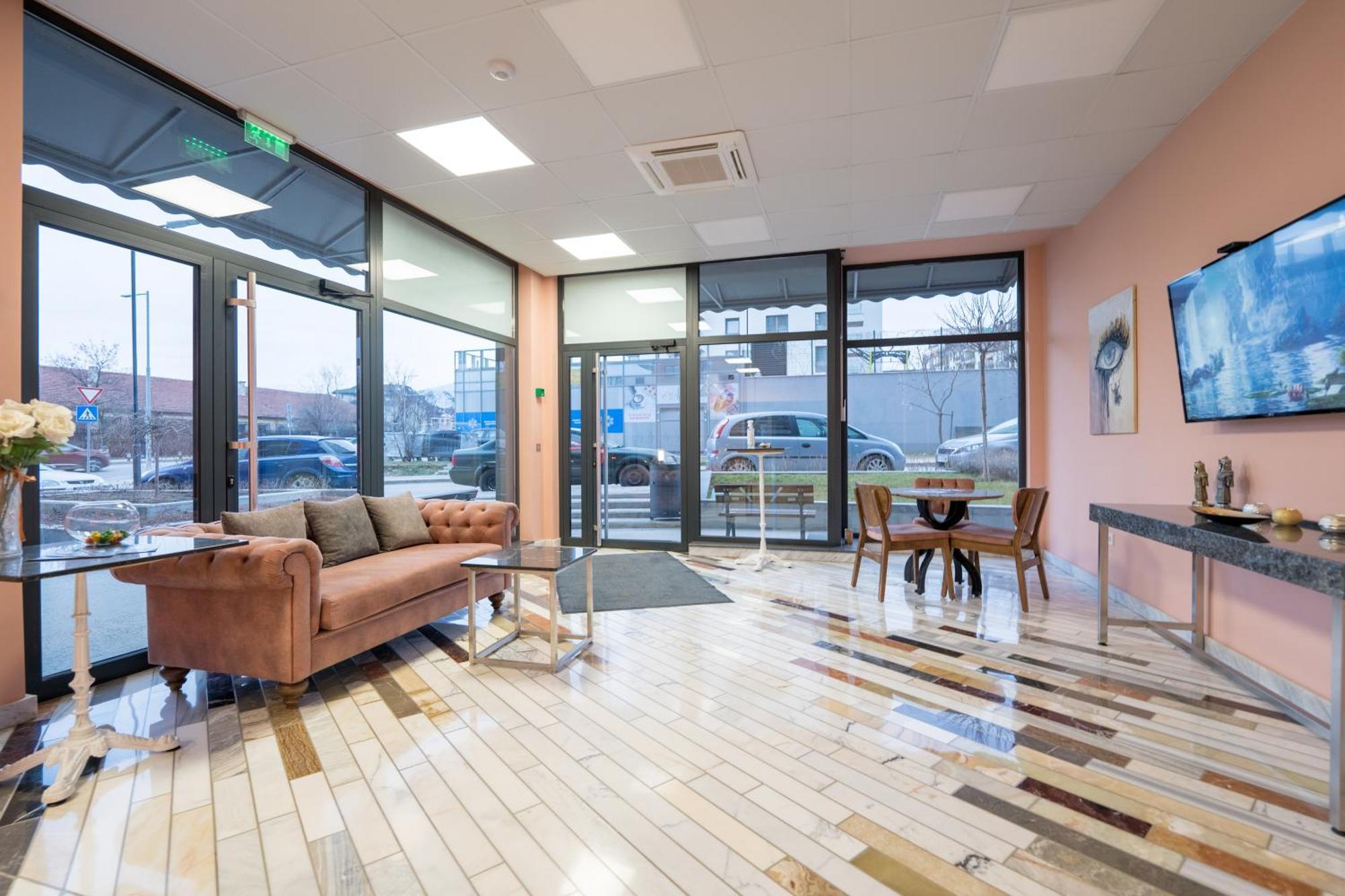 Wow Studios For Rent - Bul Montevideo 25A - B Sofia Eksteriør bilde